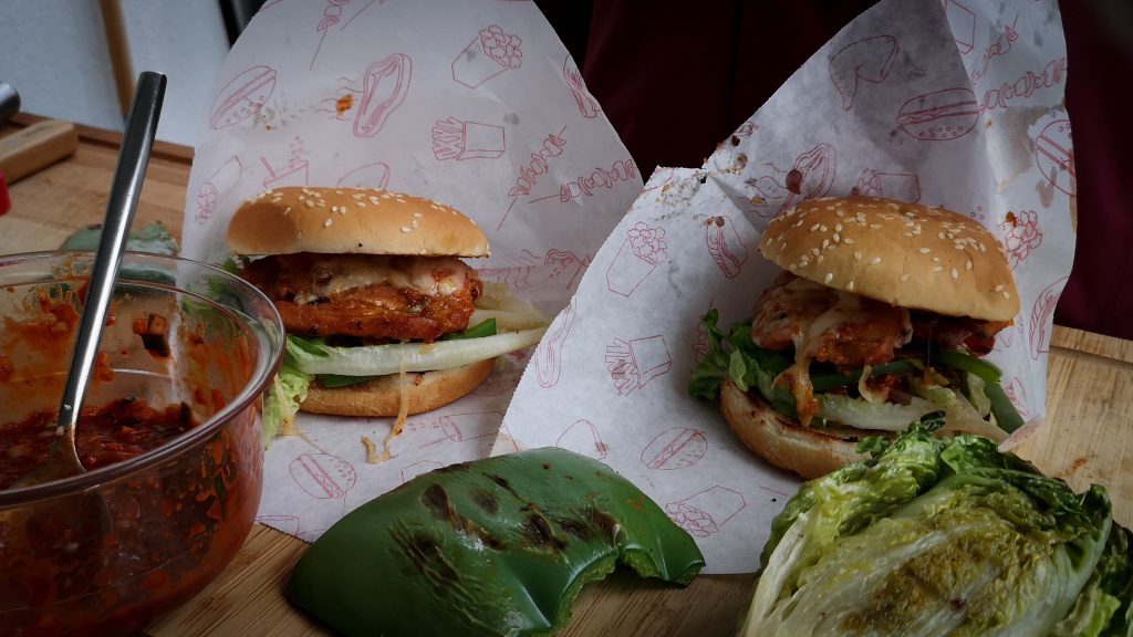 Daeji Bulgogi Burger mit Ssamjang