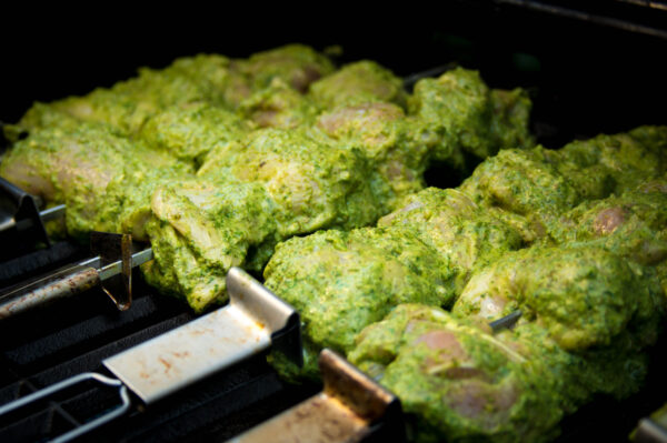Hariyali Chicken Kabab grillen